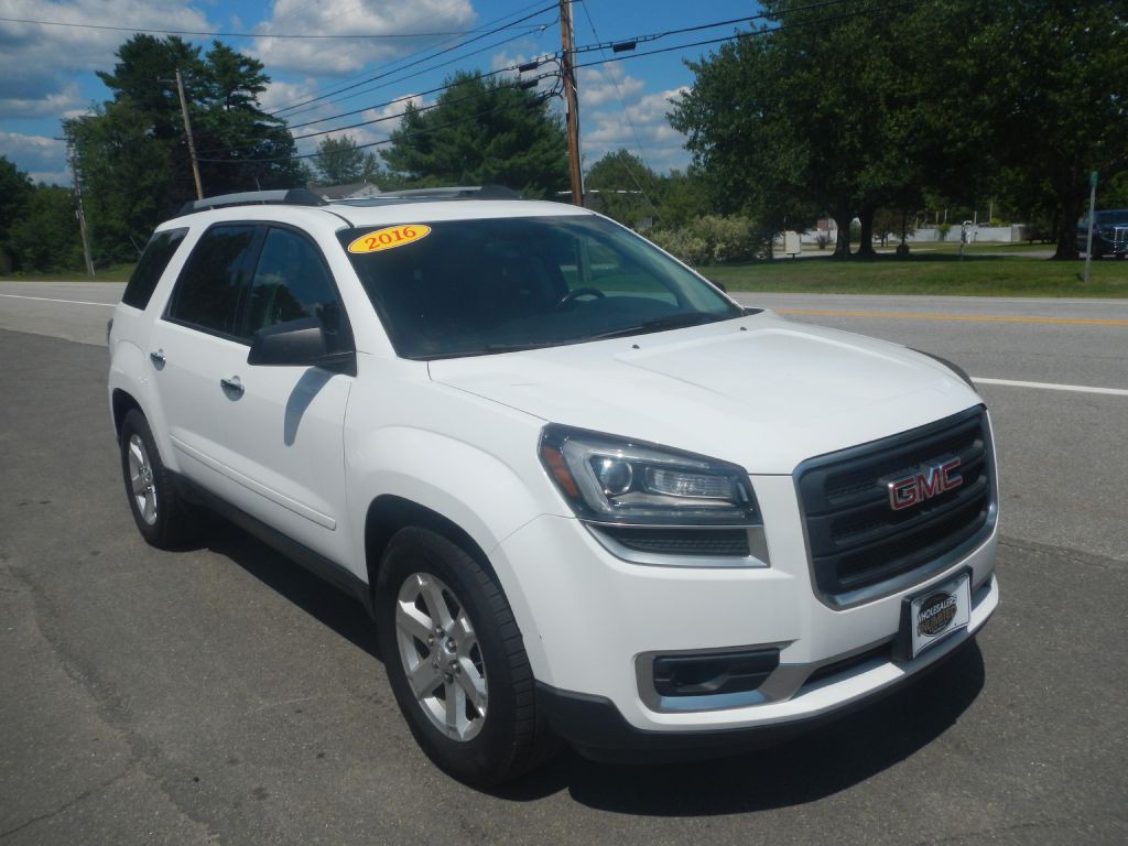 2016 GMC Acadia Image 2