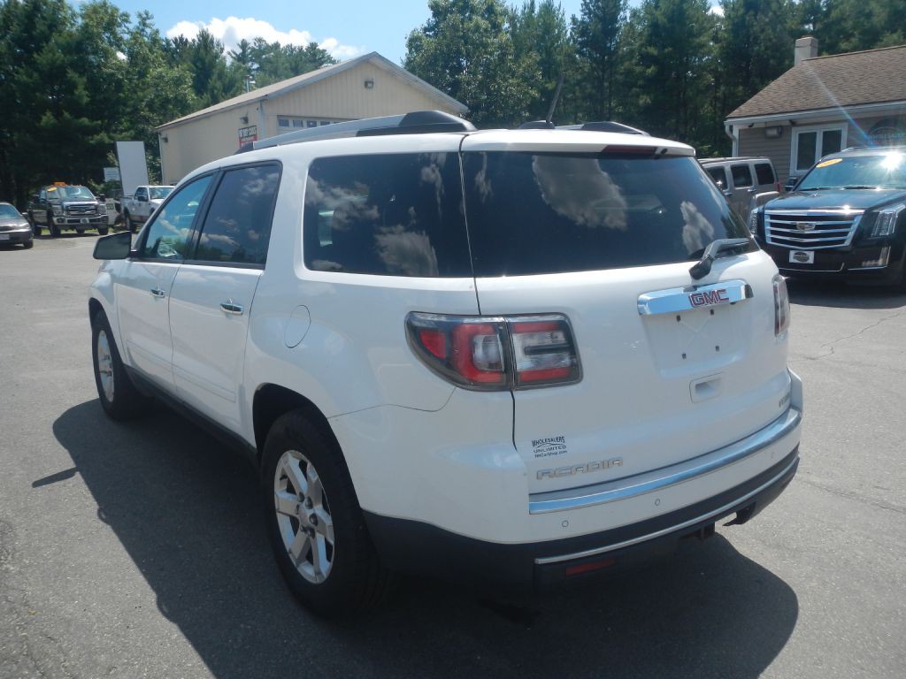 2016 GMC Acadia Image 8