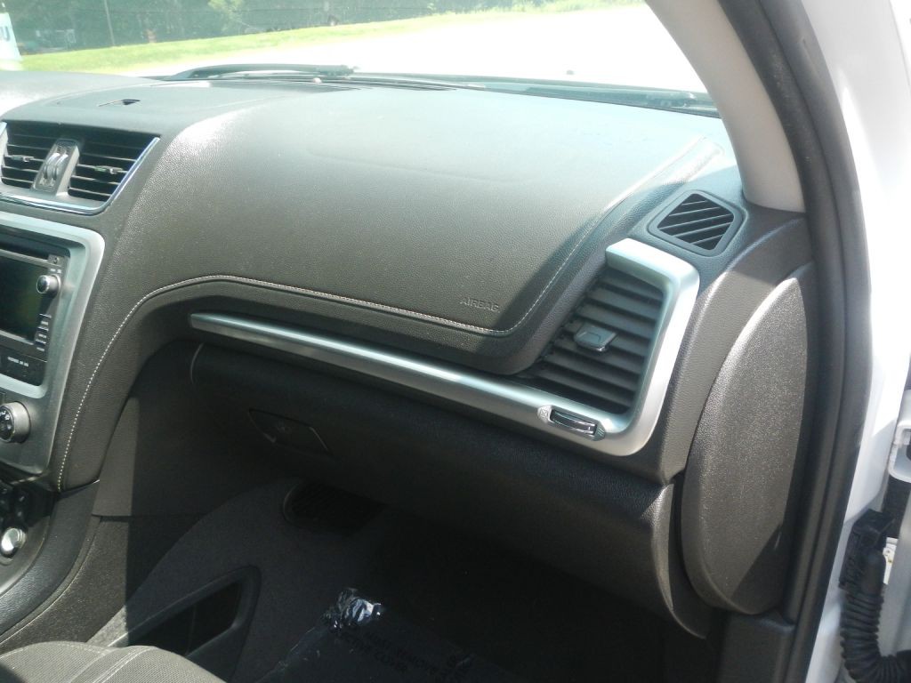2016 GMC Acadia Image 27