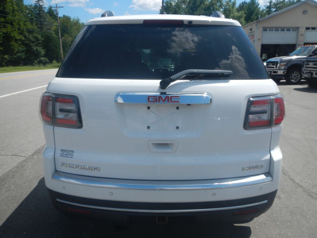 2016 GMC Acadia Image 38