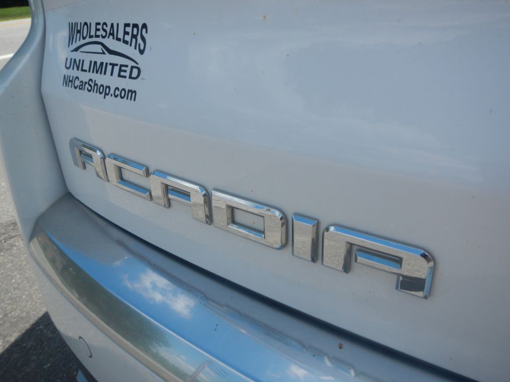 2016 GMC Acadia Image 40