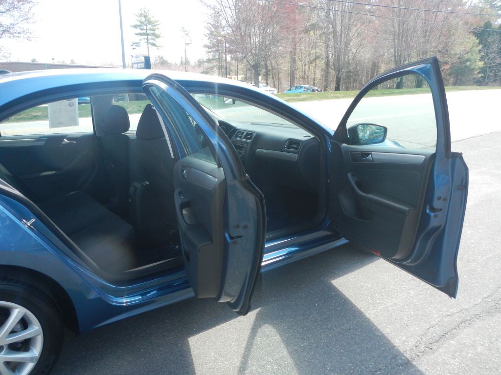 2015 Volkswagen Jetta Image 15