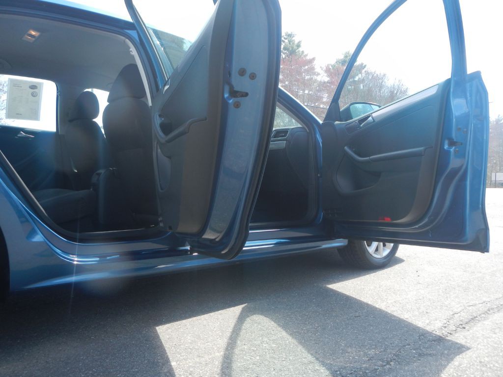 2015 Volkswagen Jetta Image 16