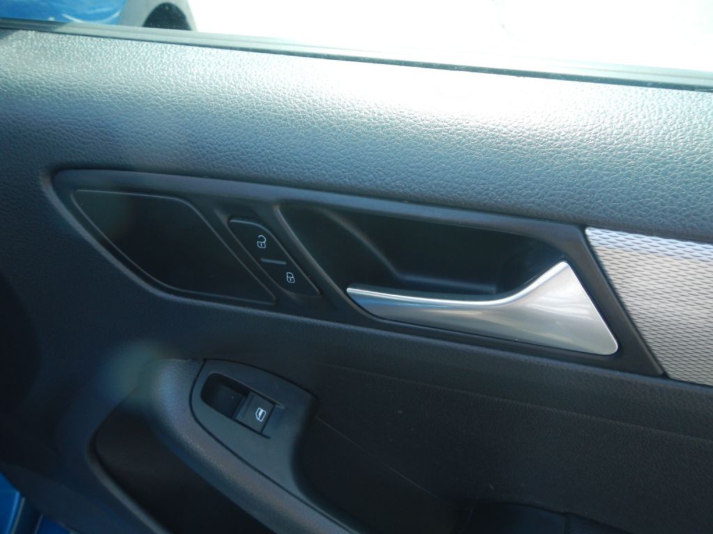 2015 Volkswagen Jetta Image 18