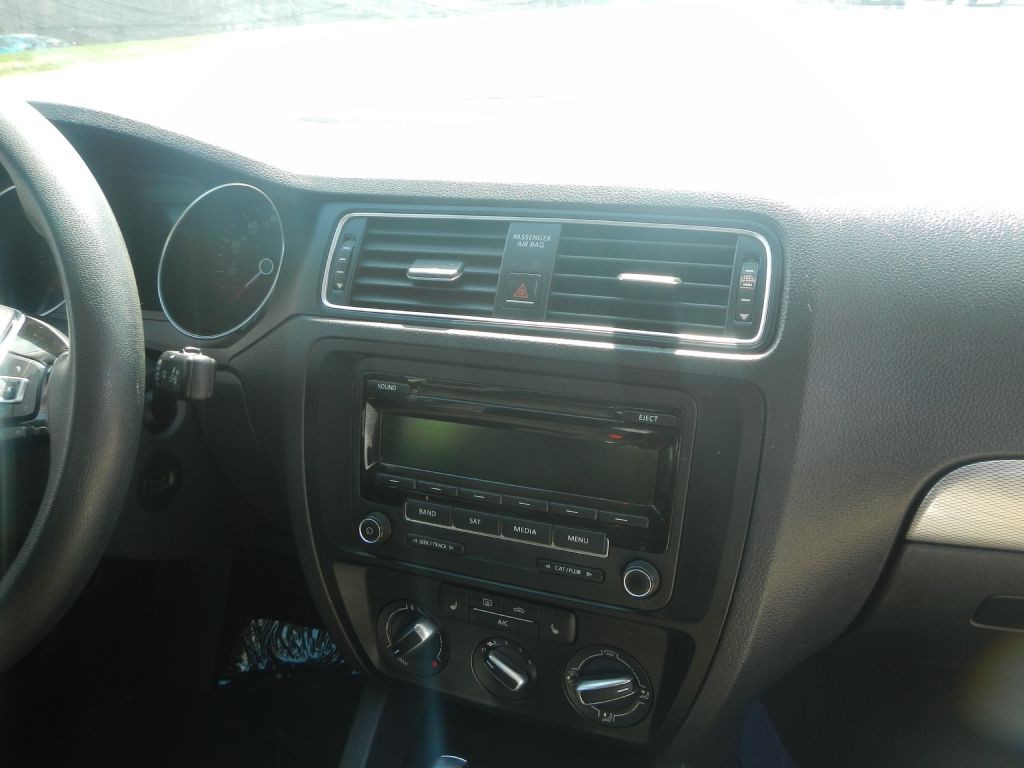 2015 Volkswagen Jetta Image 21