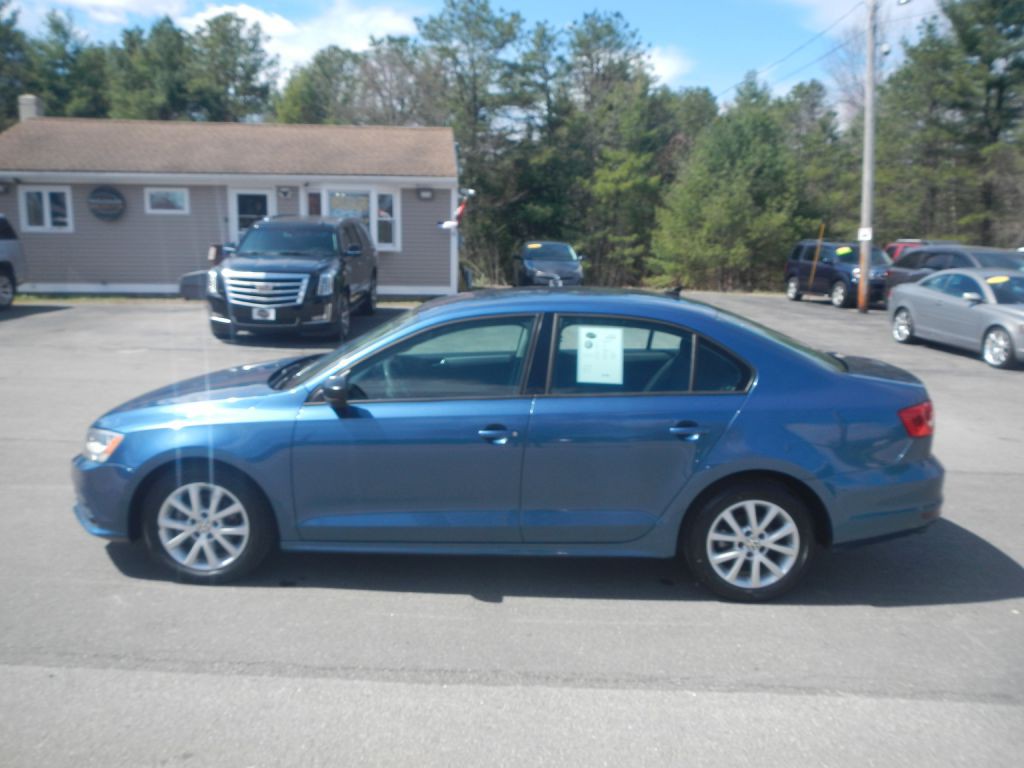 2015 Volkswagen Jetta Image 38