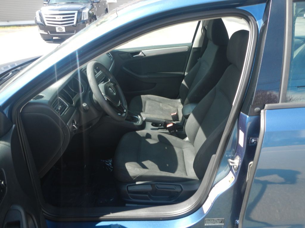 2015 Volkswagen Jetta Image 49