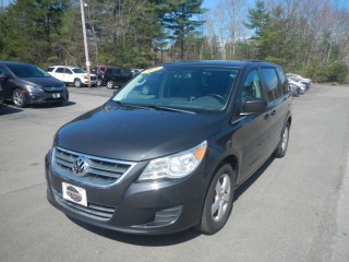 Image for 2011 Volkswagen Routan SE ID: 7334981