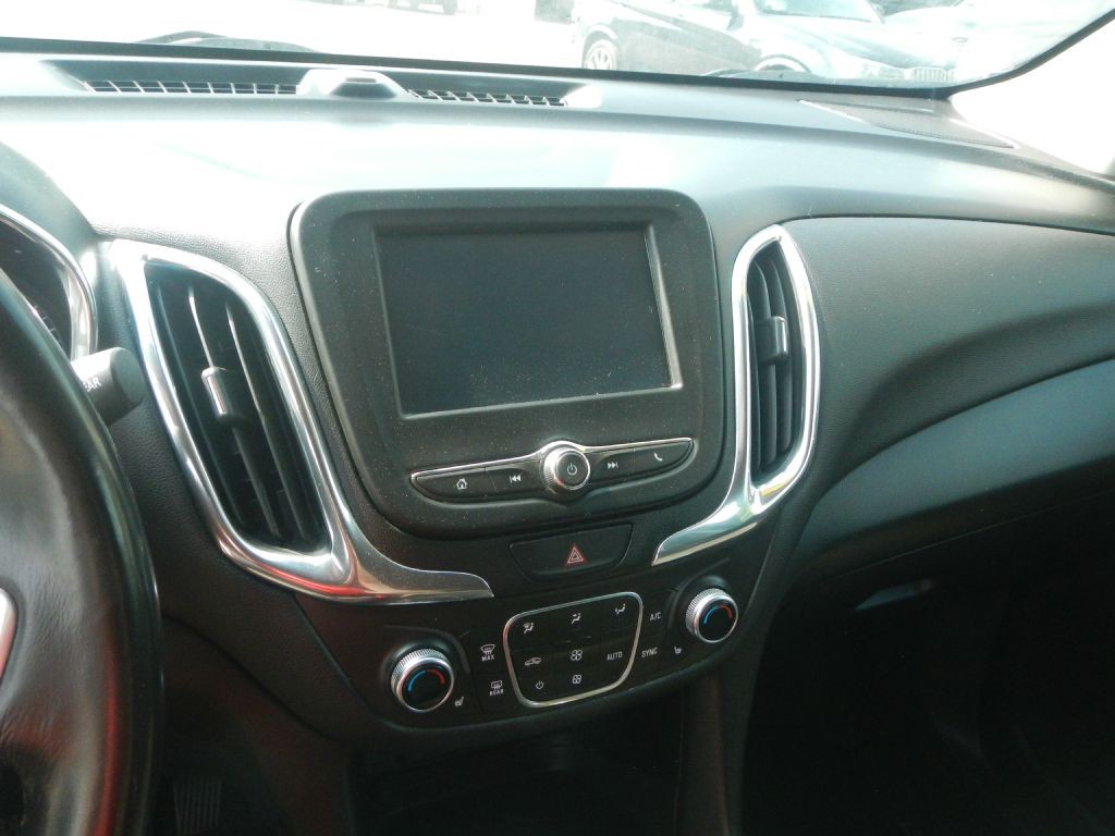 2018 Chevrolet Equinox Image 50