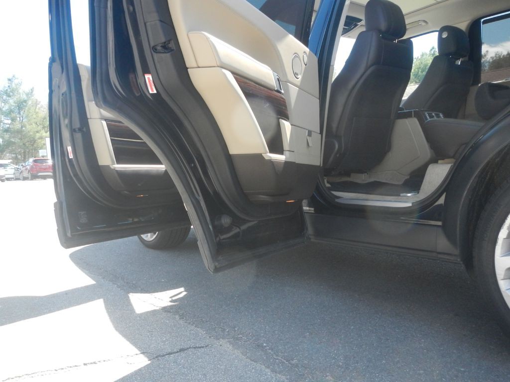 2016 Land Rover Range Rover Image 43