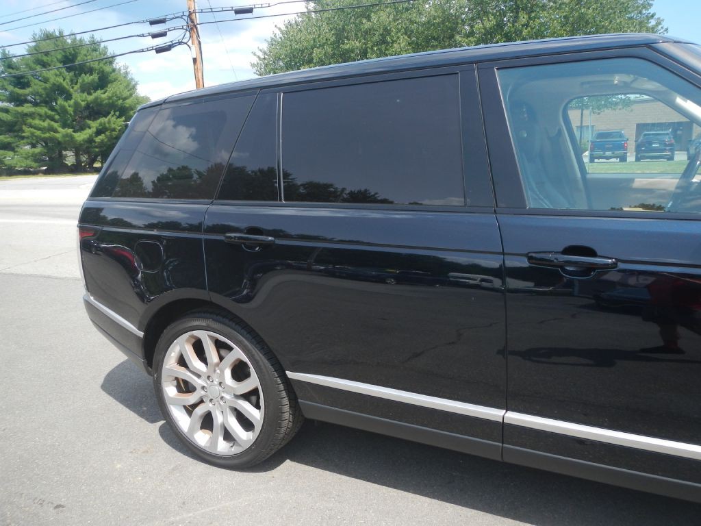 2016 Land Rover Range Rover Image 13
