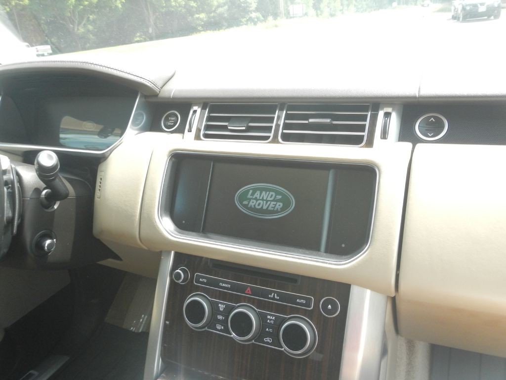 2016 Land Rover Range Rover Image 21