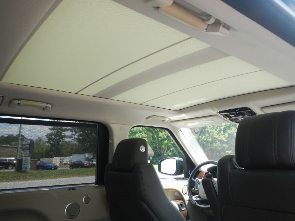 2016 Land Rover Range Rover Image 29