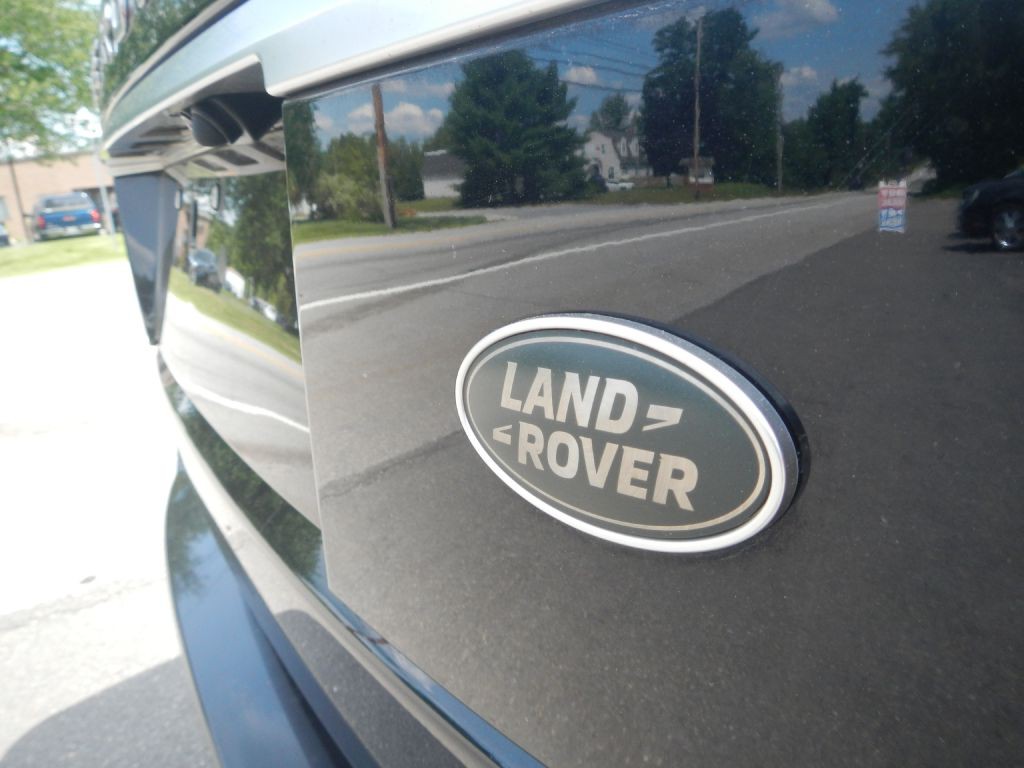 2016 Land Rover Range Rover Image 35