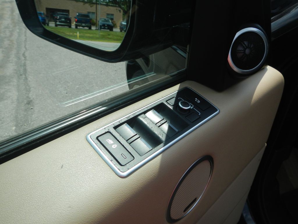 2016 Land Rover Range Rover Image 53