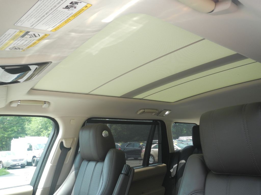 2016 Land Rover Range Rover Image 56