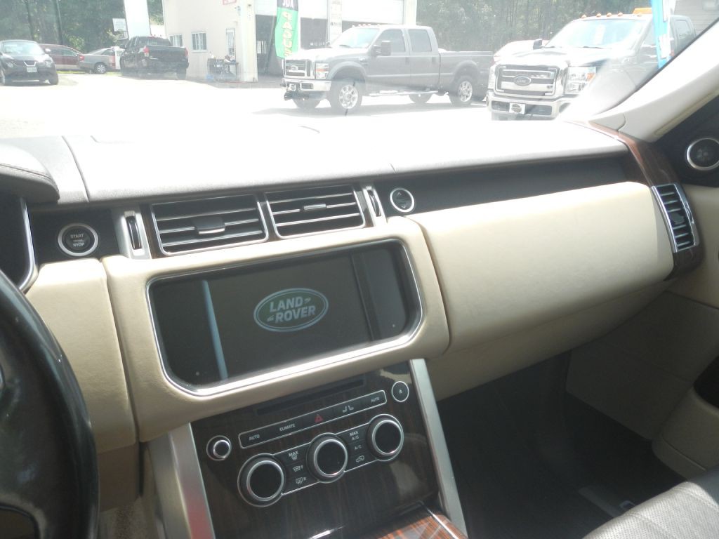 2016 Land Rover Range Rover Image 57