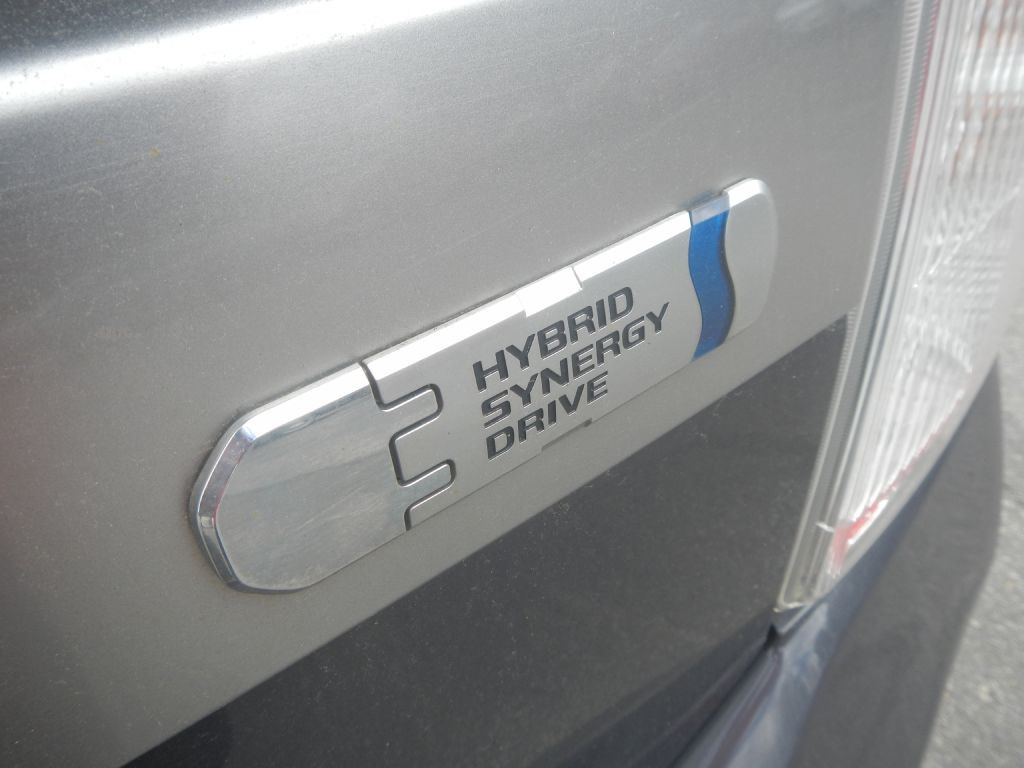 2012 Toyota Prius Image 32