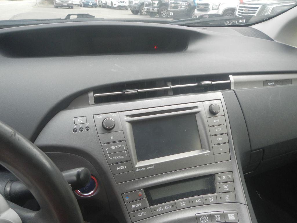 2012 Toyota Prius Image 47