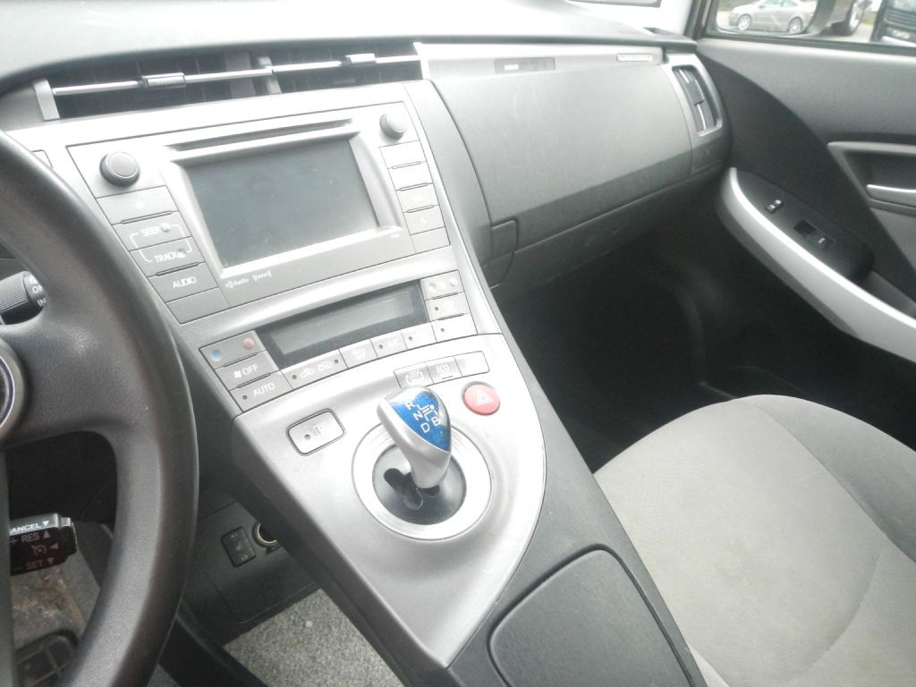 2012 Toyota Prius Image 50
