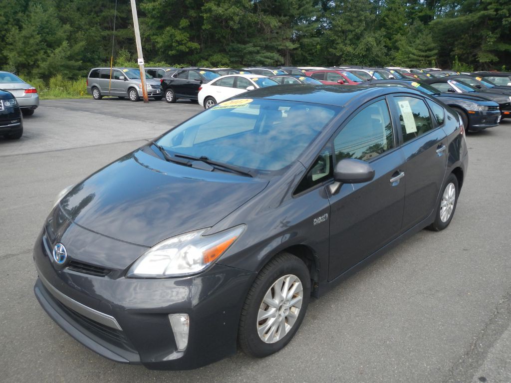 2012 Toyota Prius Image 1