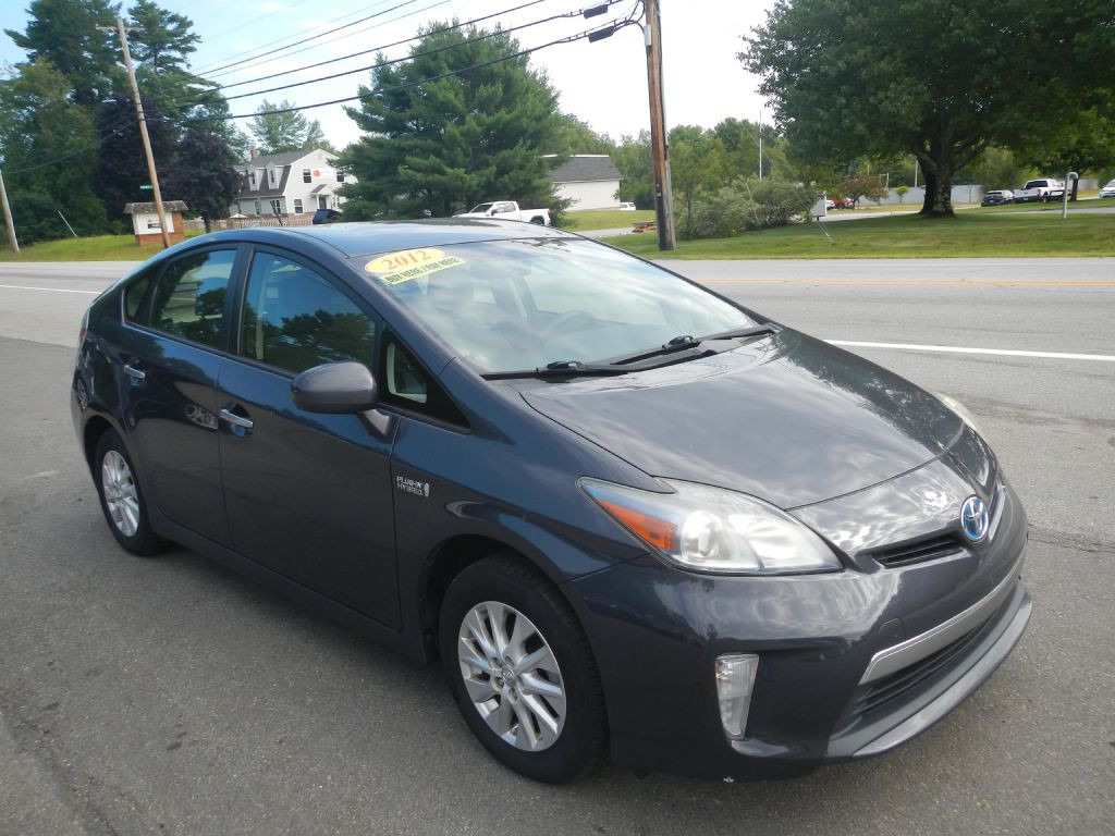 2012 Toyota Prius Image 2