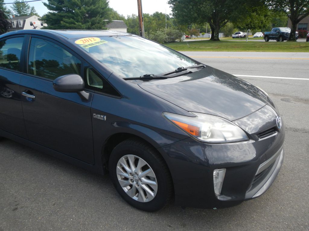 2012 Toyota Prius Image 12