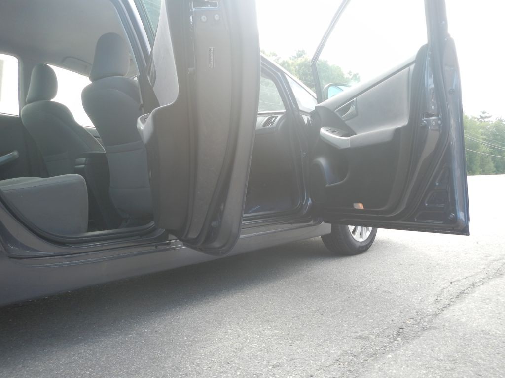 2012 Toyota Prius Image 17