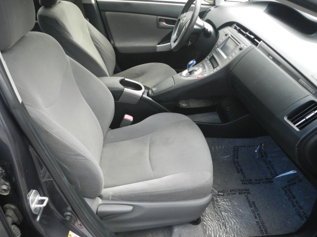 2012 Toyota Prius Image 19