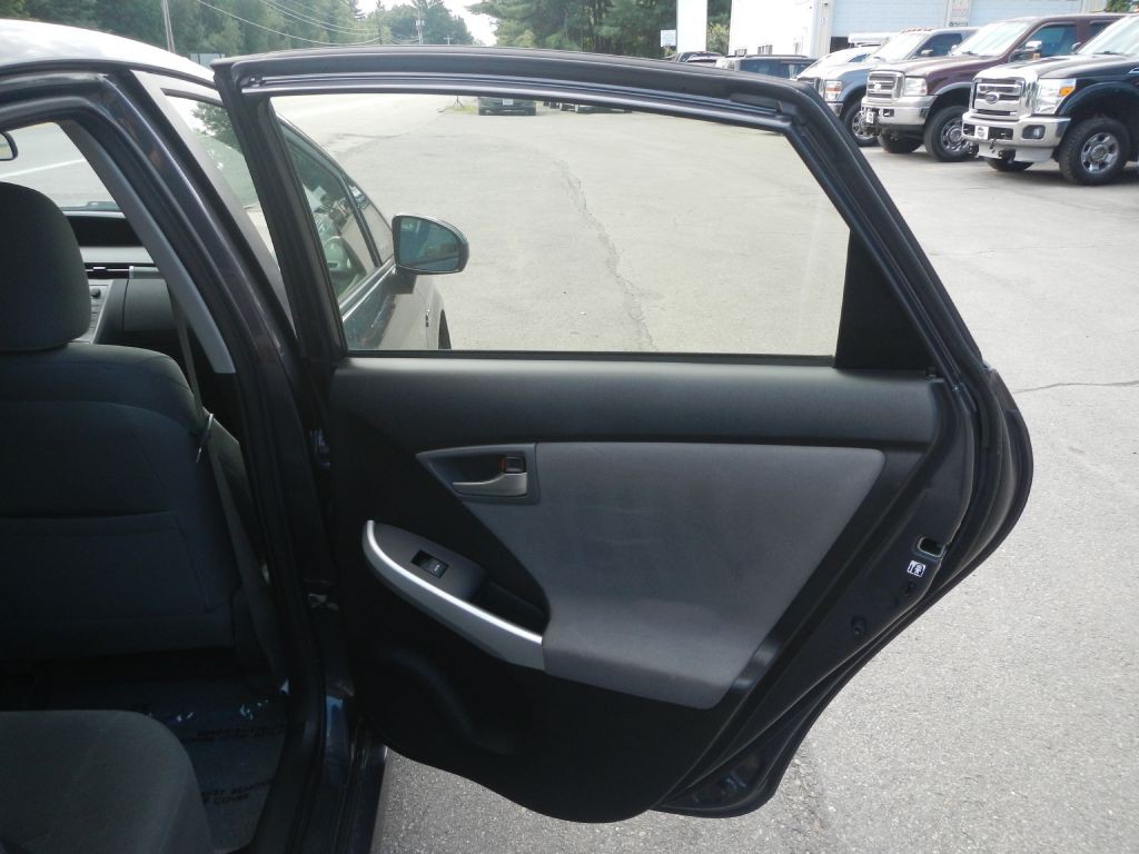 2012 Toyota Prius Image 26