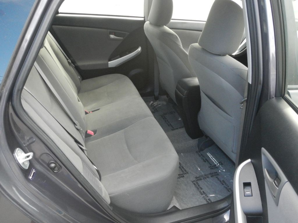 2012 Toyota Prius Image 27