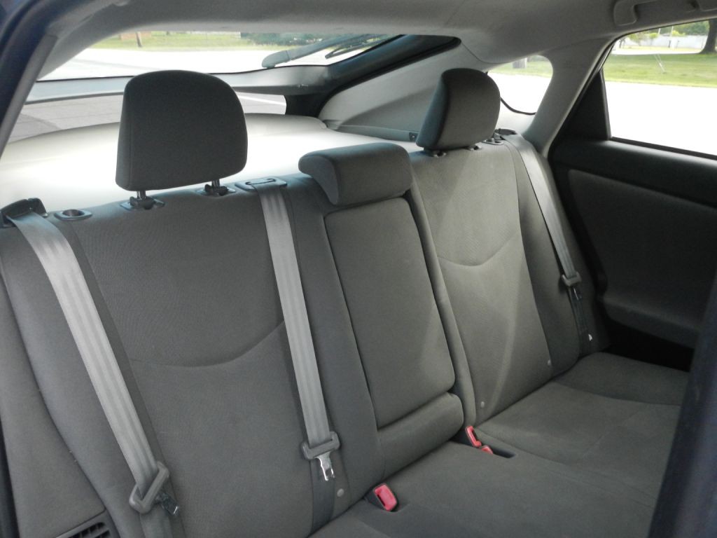 2012 Toyota Prius Image 28