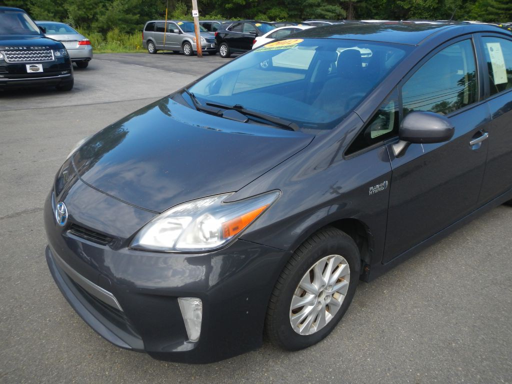 2012 Toyota Prius Image 38