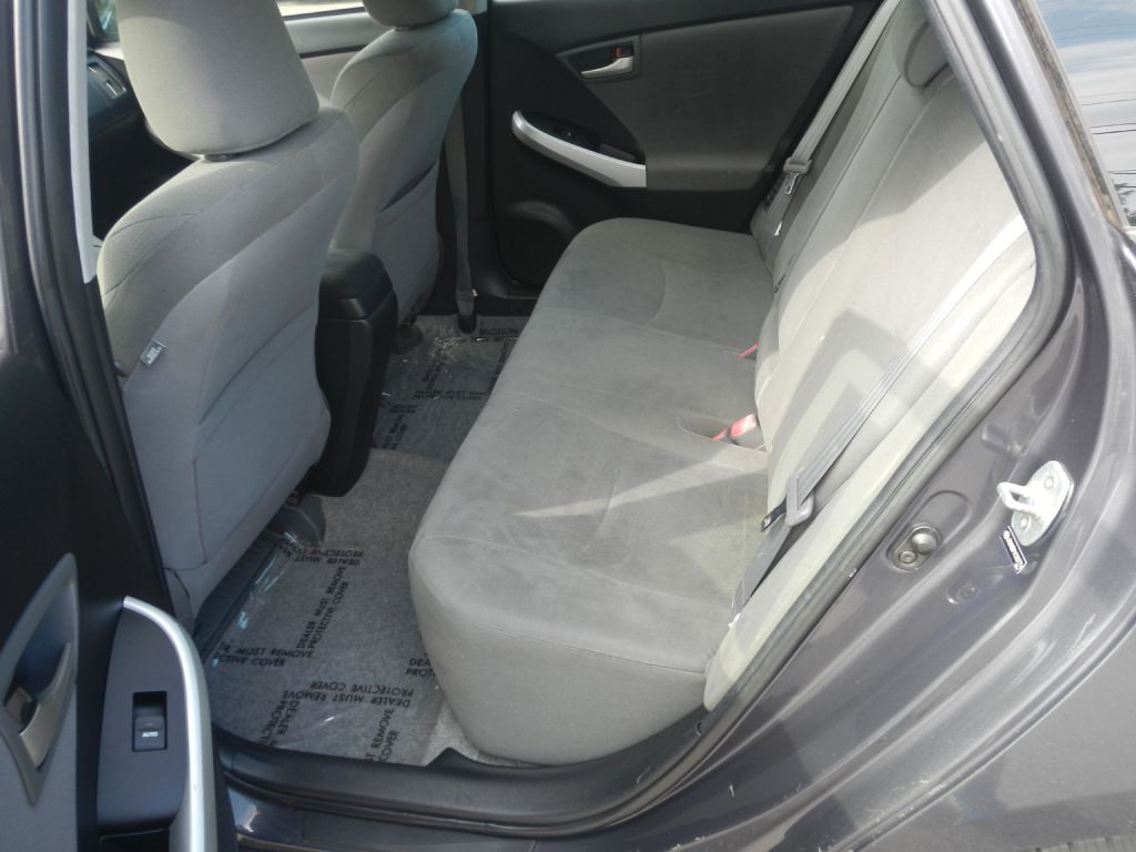 2012 Toyota Prius Image 44