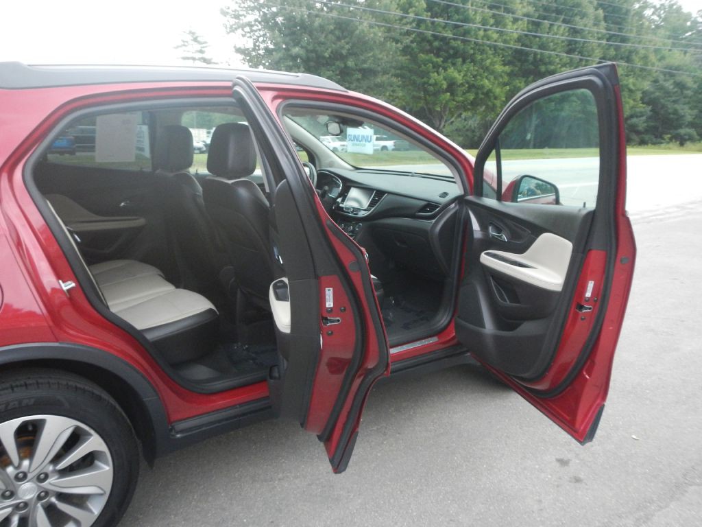 2019 Buick Enclave Image 16