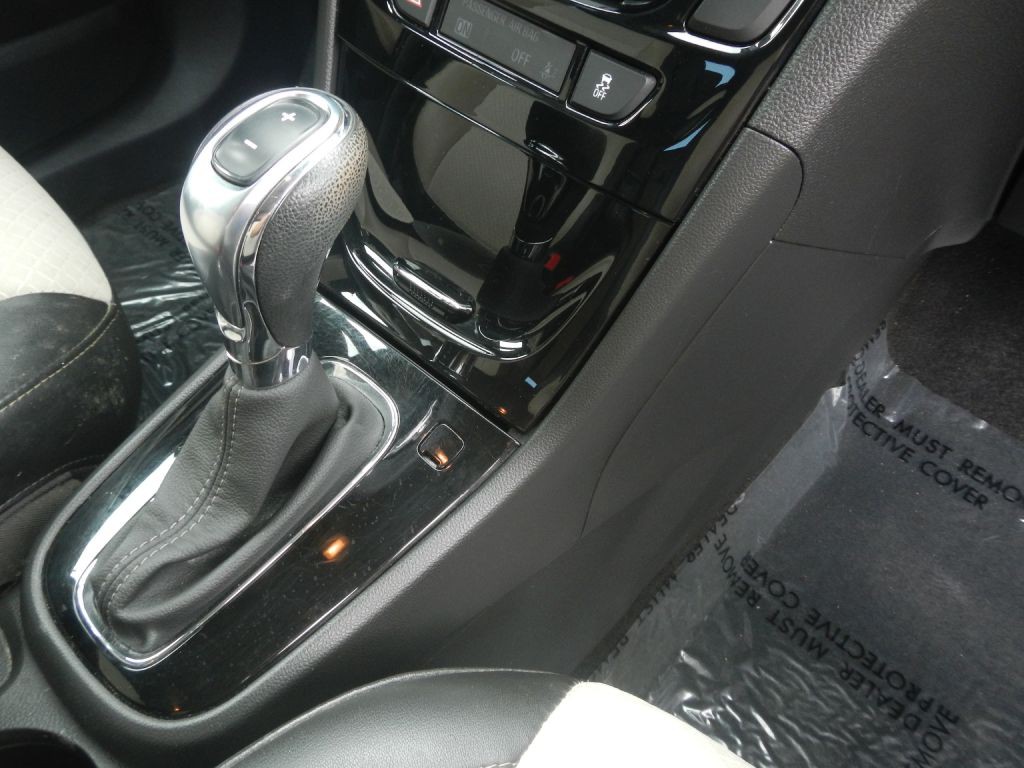 2019 Buick Enclave Image 24