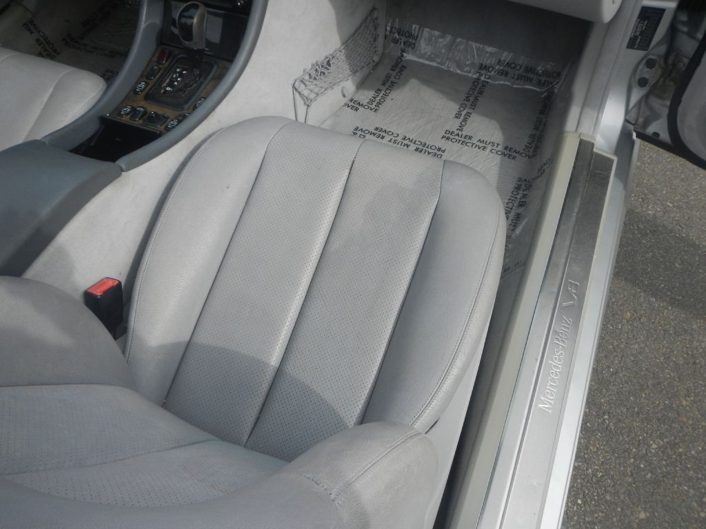 2003 Mercedes-Benz CLK-Class Image 18