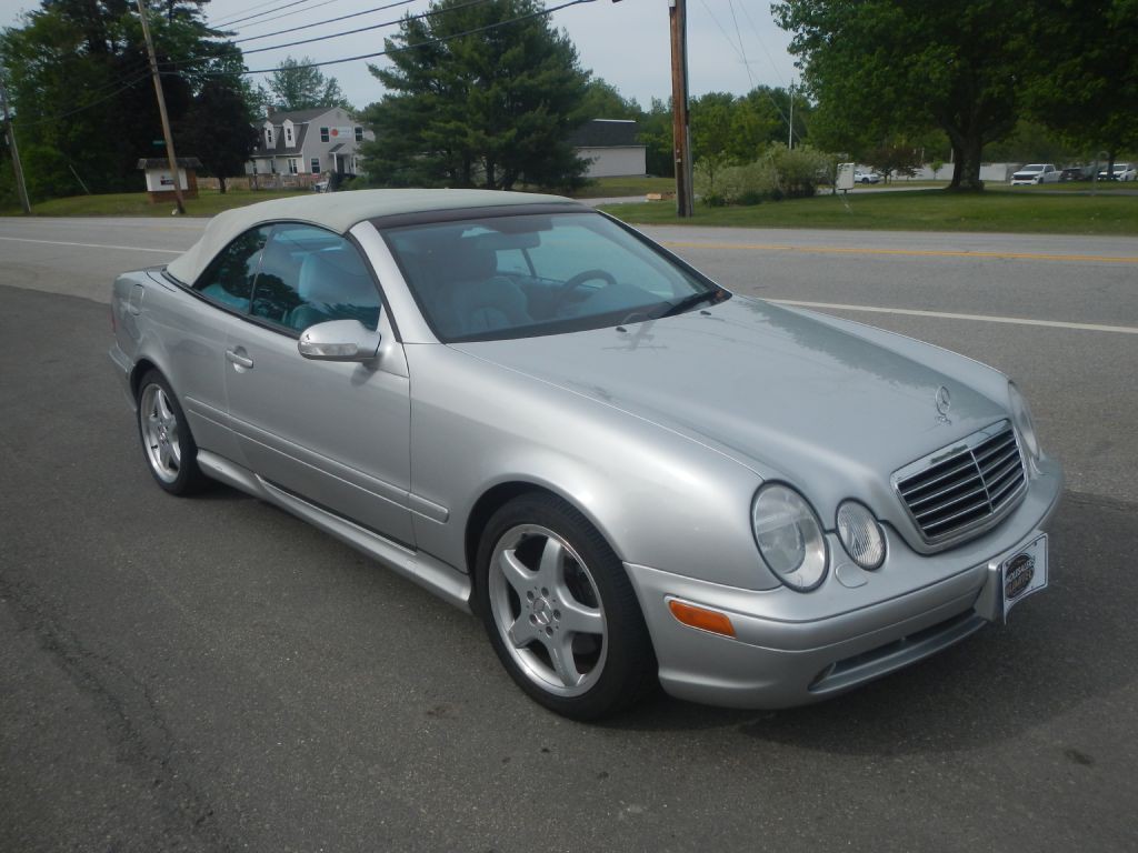 2003 Mercedes-Benz CLK-Class Image 45