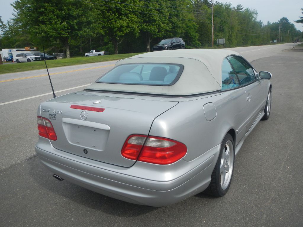 2003 Mercedes-Benz CLK-Class Image 47