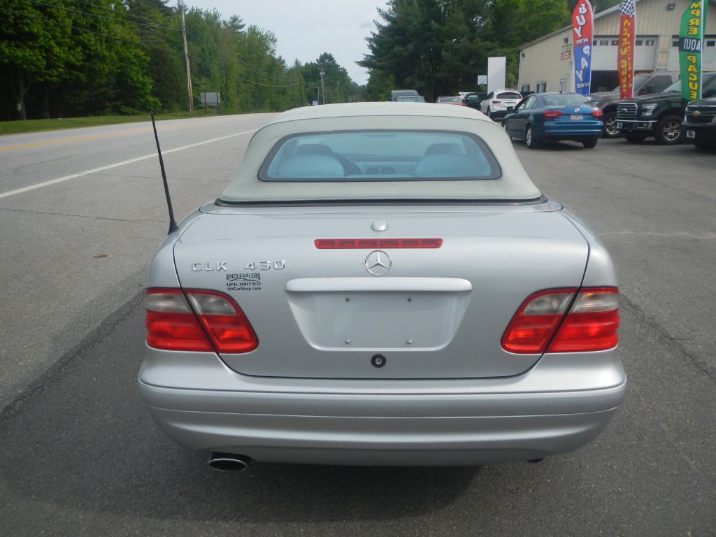 2003 Mercedes-Benz CLK-Class Image 48