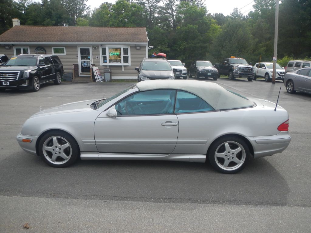 2003 Mercedes-Benz CLK-Class Image 49