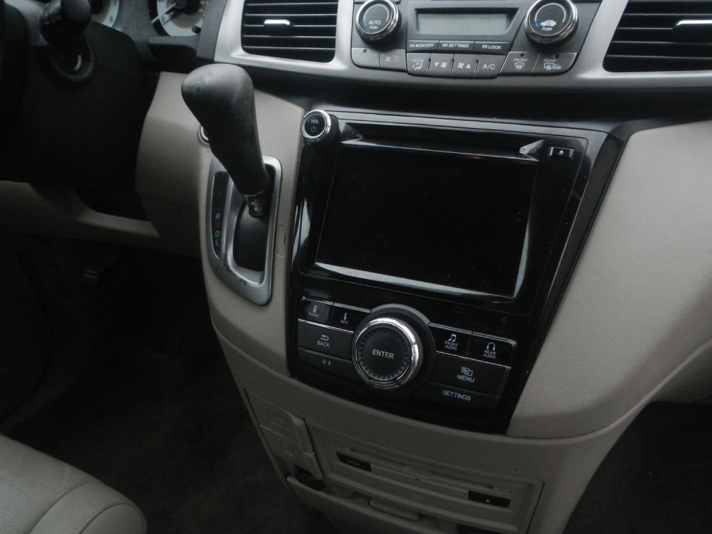 2015 Honda Odyssey Image 19
