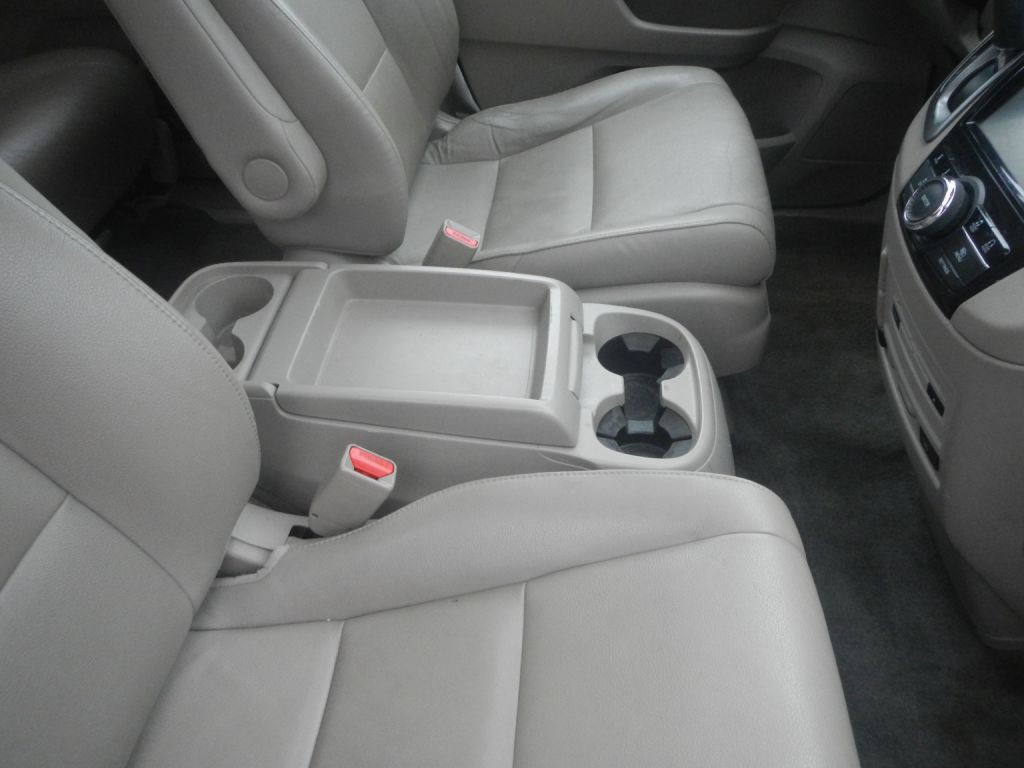 2015 Honda Odyssey Image 20