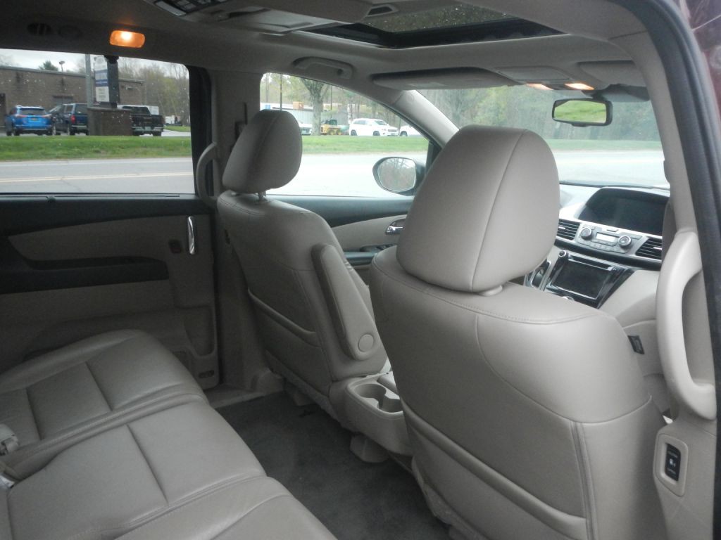2015 Honda Odyssey Image 24