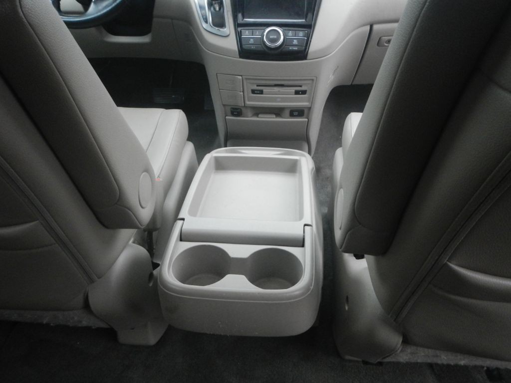 2015 Honda Odyssey Image 25