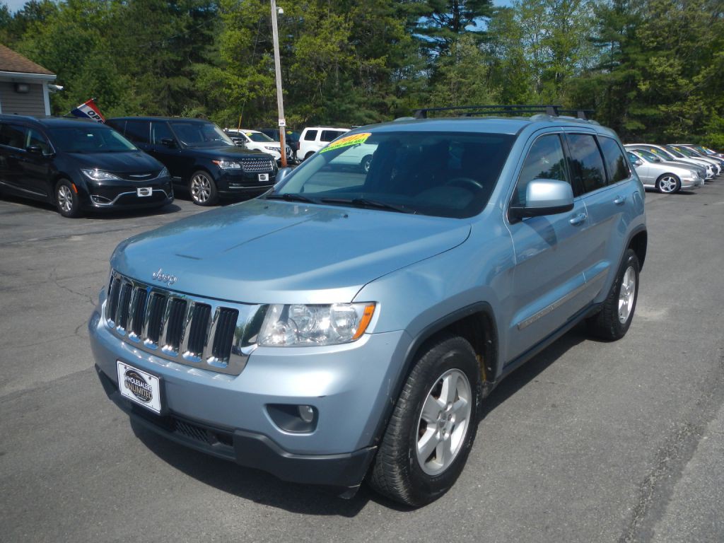 2012 Jeep Grand Cherokee Image 1
