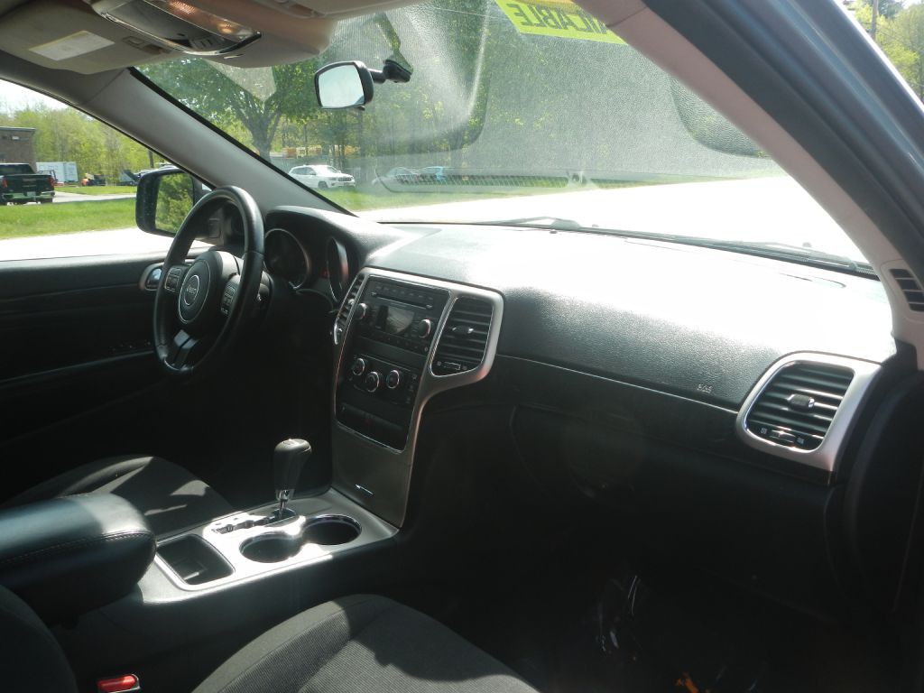 2012 Jeep Grand Cherokee Image 4