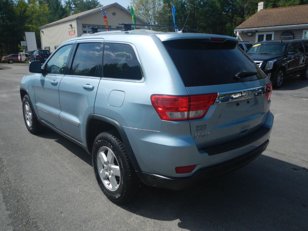 2012 Jeep Grand Cherokee Image 7