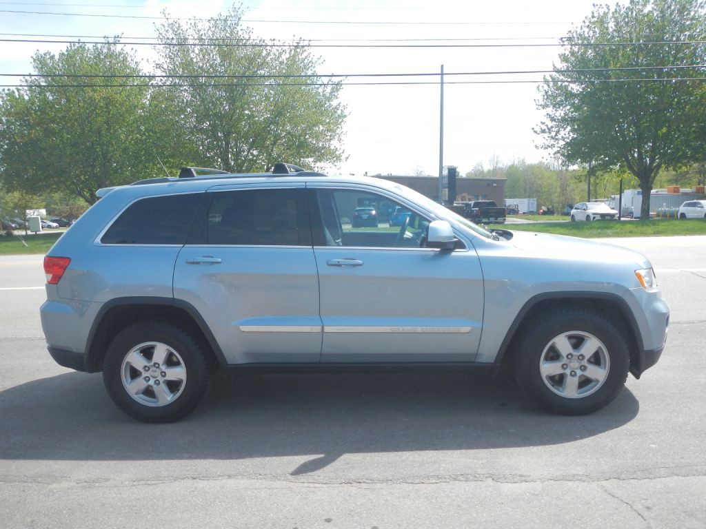 2012 Jeep Grand Cherokee Image 14