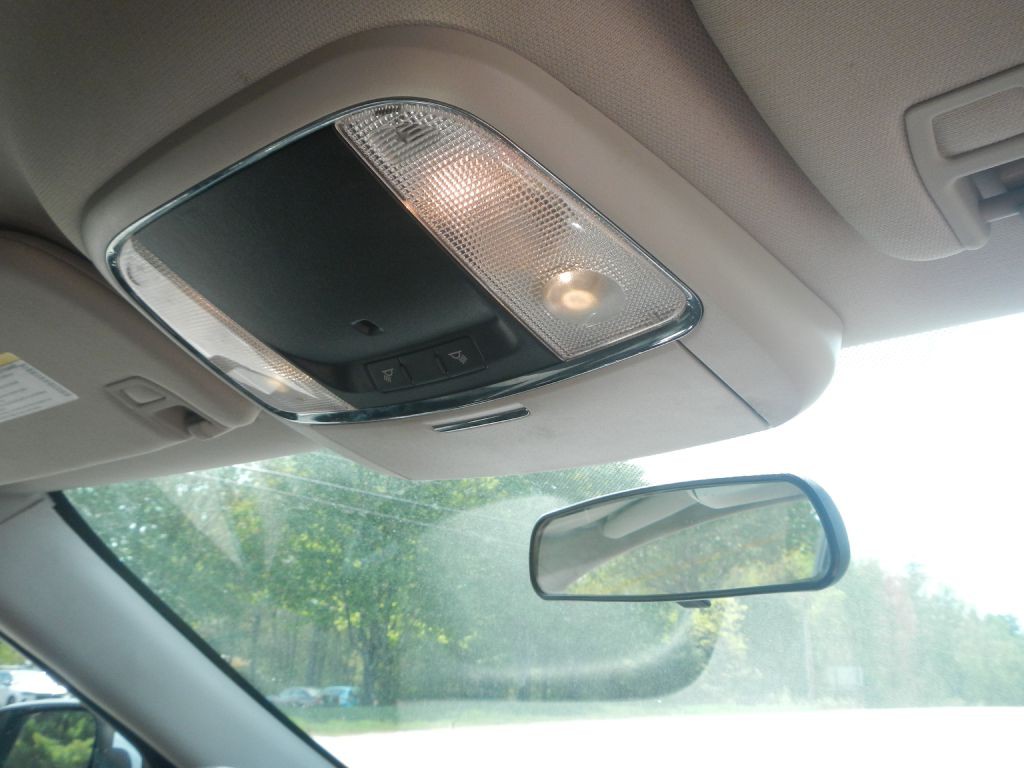 2012 Jeep Grand Cherokee Image 19